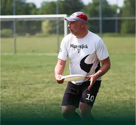 Adult ultimate player in game